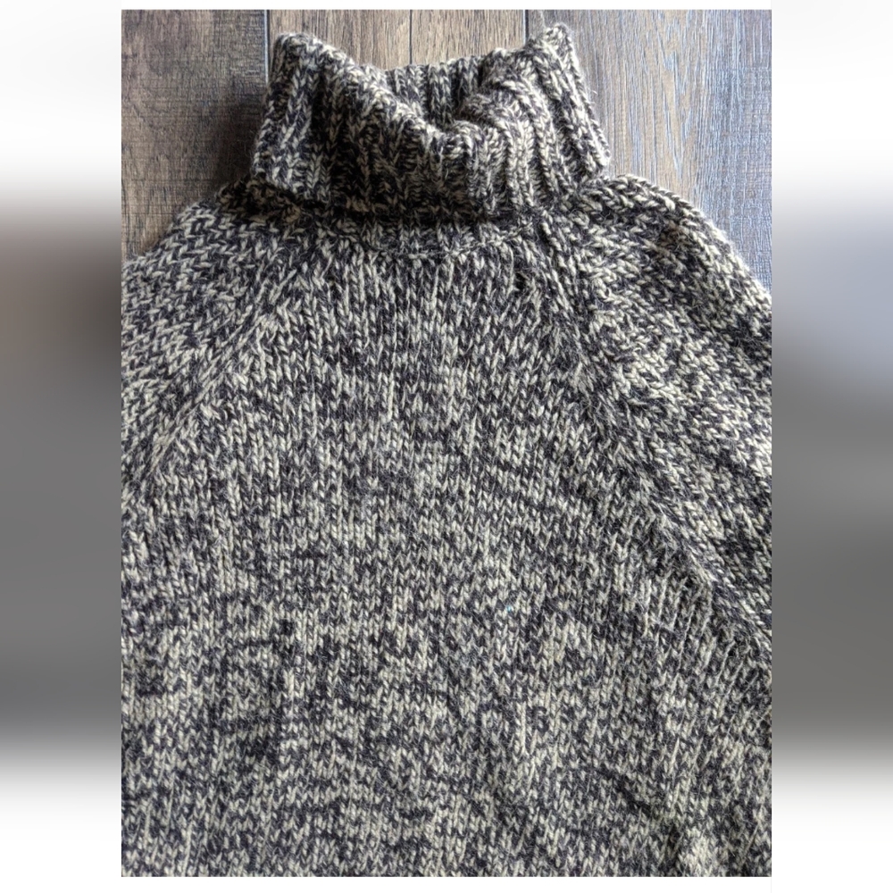 Michael Kors Cable Knit Turtleneck Poncho Sweater Womens Medium Tan Brown Chunk - Picture 3 of 12